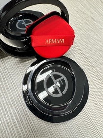 粉紅寶寶-ARMANI Beauty水潤絲光氣墊修護粉底_1