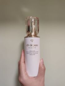 Kitty -Clé de Peau Beauté鉑鑽日間防曬活膚乳液 SPF25 PA+++_1