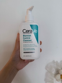 cheng2001-CeraVe多重酸抗瑕疵修護精華_3