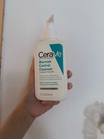 cheng2001-CeraVe去油抗瑕疵白泥潔膚露_1