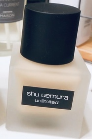 iliya -shu uemura 植村秀unlimited 無限輕透持妝粉底液 (小方瓶 2.0)_2