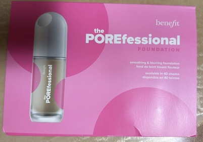 Theresa-Benefit反孔精英無PORE粉底_1