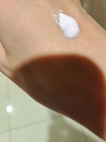 Mo Wong-FASIO長效防曬防水亮膚妝前底霜_2