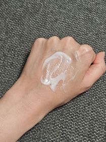 Miaomiao-Bioré水凝長效保濕防曬乳_2