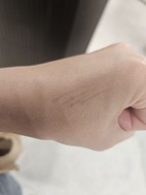 Julianna-KojiSPRING HEART 眉筆_2