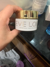 Yuki Chow-EVE LOMTLC CREAM 滋潤面霜_1