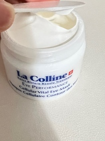 nicolebuzz-La Colline活細胞眼部美化膜_1