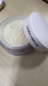 YY-LAURA MERCIER柔焦保濕蜜粉_1