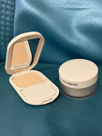ying-LAURA MERCIER純淨無瑕輕羽養膚粉餅_1