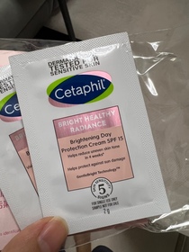 Kala-Cetaphil 舒特膚舒特膚透亮抗敏日霜SPF15_1
