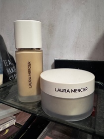 Cedars-LAURA MERCIER柔焦保濕蜜粉_1