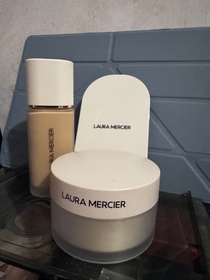 Cedars-LAURA MERCIER柔焦保濕蜜粉_2