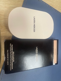 Sogno夢-LAURA MERCIER純淨無瑕輕羽養膚粉餅_1