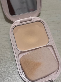 Jaywhy-LAURA MERCIER純淨無瑕輕羽養膚粉餅_3