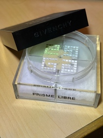 shirley-GIVENCHY全新 高級訂製稜鏡四色蜜粉_1