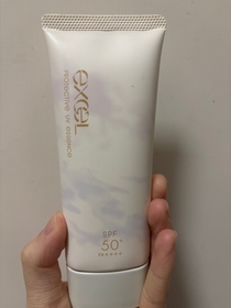 L-excel溫和全效水感防曬精華_1