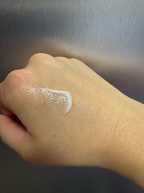 Shirlin Ho-HADA LABO 肌研Premium煥活抗皺滋養眼霜_2