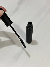 kayla.me.me-ettusais魔束捲翹睫毛底膏_1