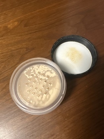 Kaze13579-LAURA MERCIER柔光透明蜜粉_3