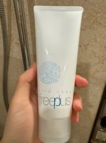 Emily Leung-freeplus溫和淨潤洗面乳_1