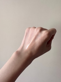 Poyobb-Melano CC藥用黑斑集中保養美容液_2