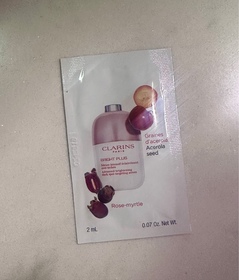 Kelvin-CLARINS透亮光感淡斑精華_1