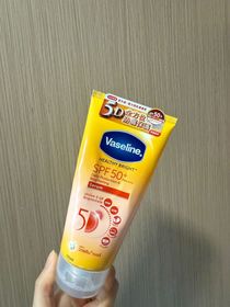 Chloeincosme-Vaseline日常提亮防曬精華液 SPF50+ PA++++ _1