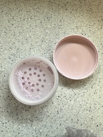 Chloeincosme-CANMAKE TOKYO絲滑潤澤蜜粉_1