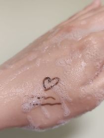 Kitty -ettusais極幼柔滑眼線筆_3