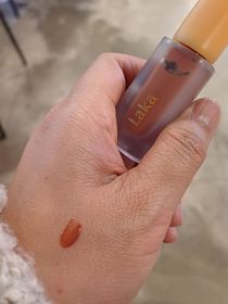 Verna-Laka果然持久水光唇釉_2