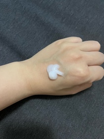 Jcxjessie-CeraVe溫和保濕潔膚露_1