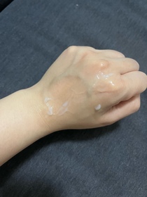 Jcxjessie-CeraVe溫和保濕潔膚露_3