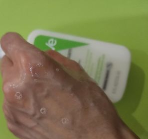 shirleywong-CeraVe溫和洗卸二合一潔膚露_3