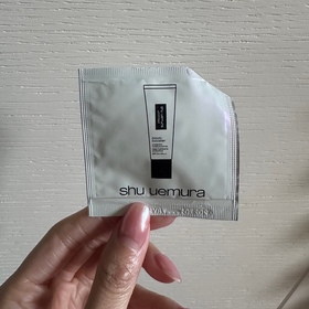 Poyobb-shu uemura 植村秀unlimited 水潤隔離防曬底霜_1