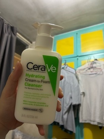 羅小白-CeraVe溫和洗卸二合一潔膚露_1