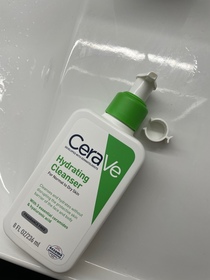 rleungyt-CeraVe溫和保濕潔膚露_4