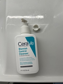 rleungyt-CeraVe去油抗瑕疵白泥潔膚露_4