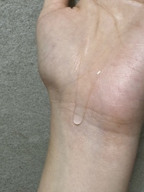 東區蘇牙琳-CeraVeSA水楊酸煥膚潔膚露_2