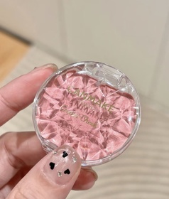 Emily Leung-CANMAKE TOKYO夢幻胭脂膏_1