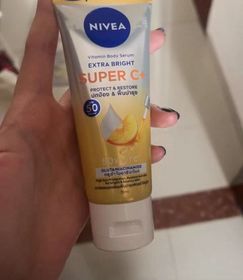 Fng-NIVEA果萃雙效C&E淨白潤亮精華凝乳_1