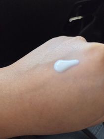 小Man-SUNPLAYSkin Aqua純物理礦物防曬乳液_3