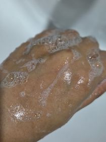小Man-Dettol 滴露ProFresh清爽保濕沐浴露(清新柑橘及淡雅橙花)_3