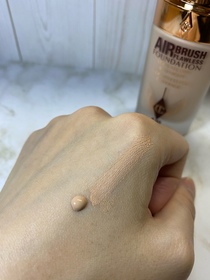 YiN-Charlotte Tilbury輕盈無瑕粉底液 (NEXT GEN粉底)_2