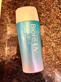 jojoma123-Bioré水凝清爽保濕防曬乳_3