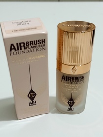 chewyfruit-Charlotte Tilbury輕盈無瑕粉底液 (NEXT GEN粉底)_1