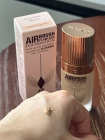 syrupthingy-Charlotte Tilbury輕盈無瑕粉底液 (NEXT GEN粉底)_2