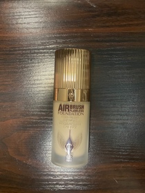 Charlotte-Charlotte Tilbury輕盈無瑕粉底液 (NEXT GEN粉底)_3