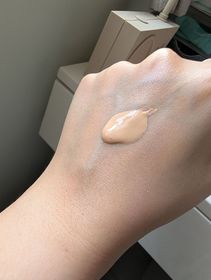 Gemlike-Charlotte Tilbury輕盈無瑕粉底液 (NEXT GEN粉底)_2