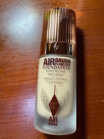 ynqq123-Charlotte Tilbury輕盈無瑕粉底液 (NEXT GEN粉底)_1