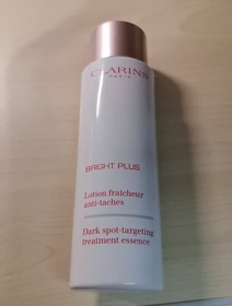 Kitty -CLARINS透亮光感淡斑亮肌水_1